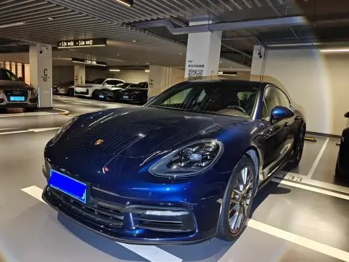 Porsche Panamera, 2020