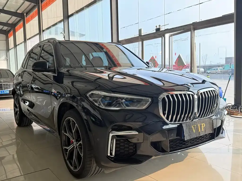BMW 宝马X5, 2023