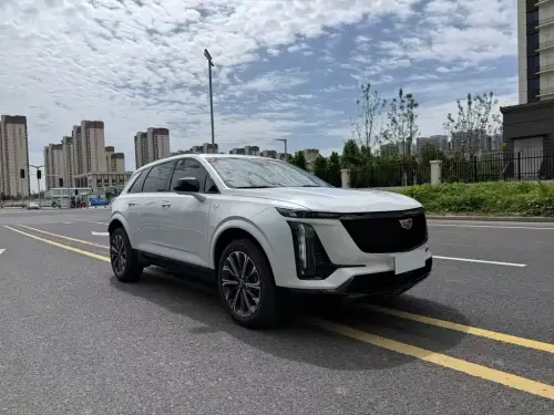 Cadillac XT5, 2025