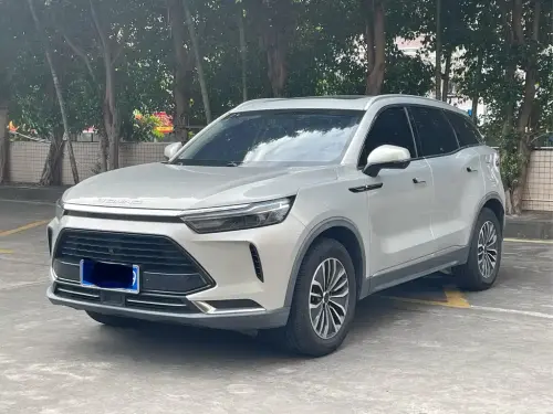 BAIC X7, 2021