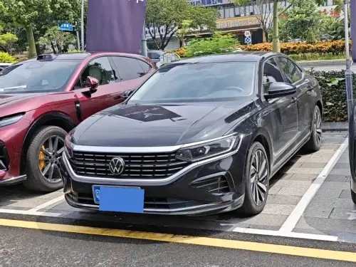 Volkswagen Passat, 2022