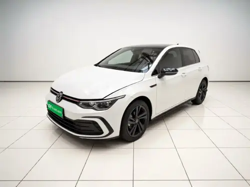 Volkswagen Golf, 2022