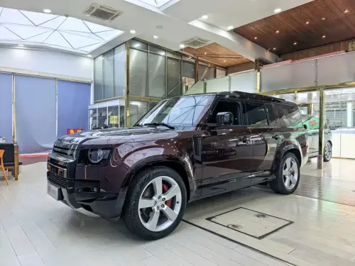 Land Rover Defender, 2024