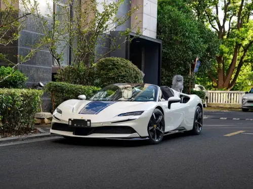 Ferrari SF90, 2022