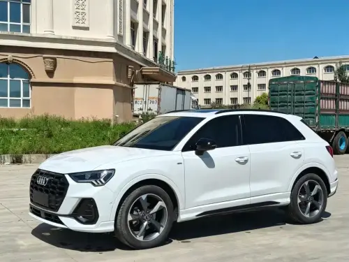 Audi Q3, 2023