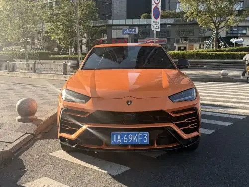 Lamborghini Urus, 2021