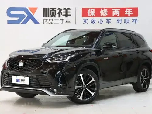 Toyota Crown Kluger, 2022