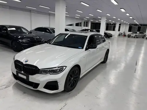 BMW 3-Series, 2020