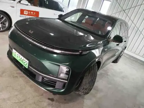 Li Auto L9, 2025