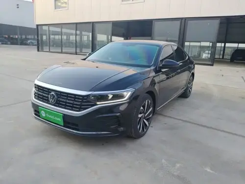 Volkswagen Passat, 2023