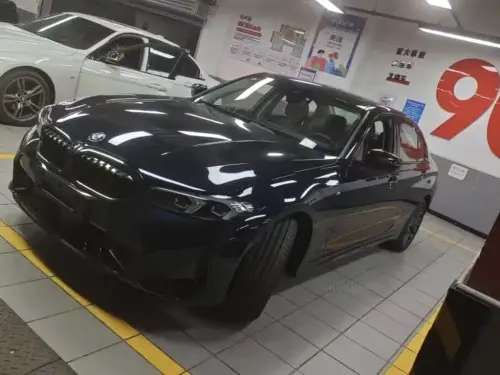BMW 3-Series, 2025