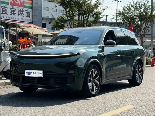 Li Auto L8, 2023