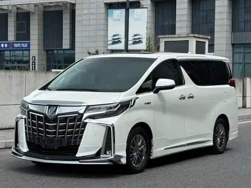 Toyota Alphard, 2022