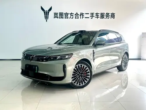 Voyah FREE, 2025