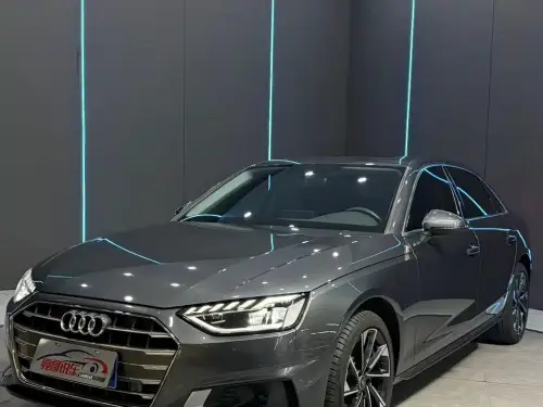 Audi A4, 2023