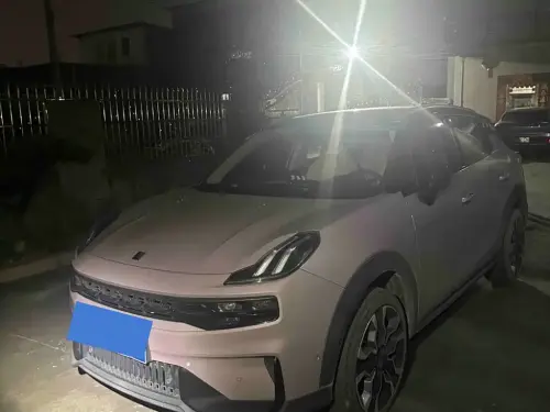 Lynk & Co 06, 2022
