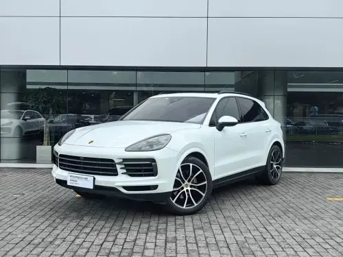 Porsche Cayenne, 2023