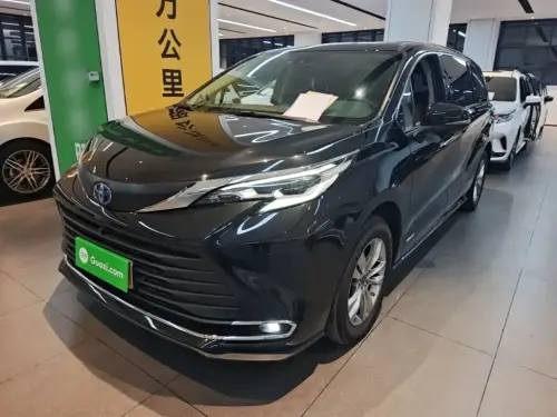 Toyota Sienna, 2024