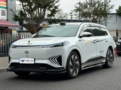 Dongfeng eπ008, 2025