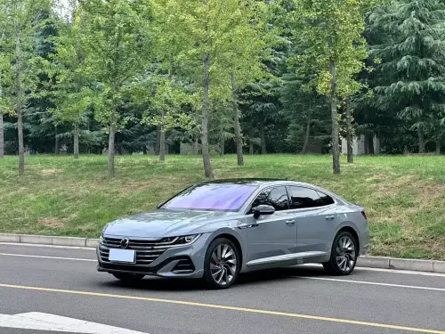 Volkswagen CC, 2023