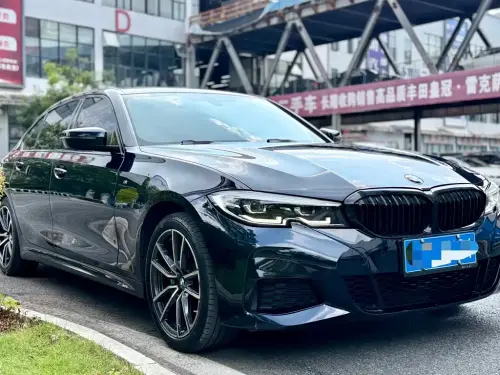 BMW 3-Series, 2021