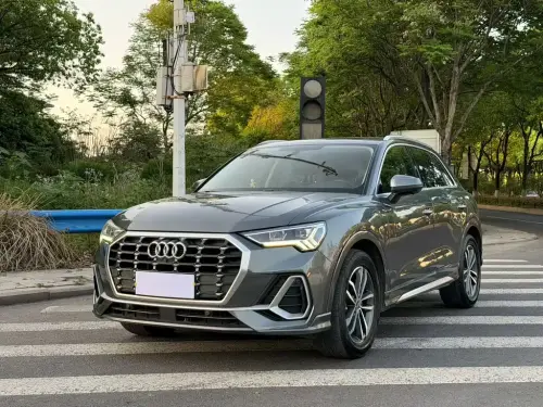 Audi Q3, 2022