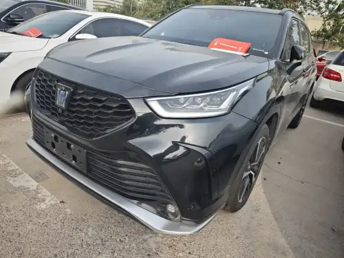 Toyota Crown Kluger, 2023