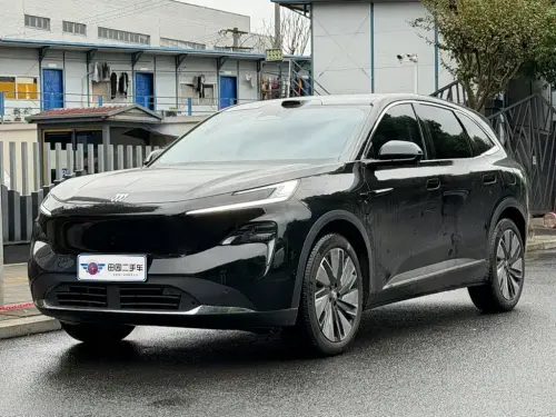 Buick Zhijing E7, 2026