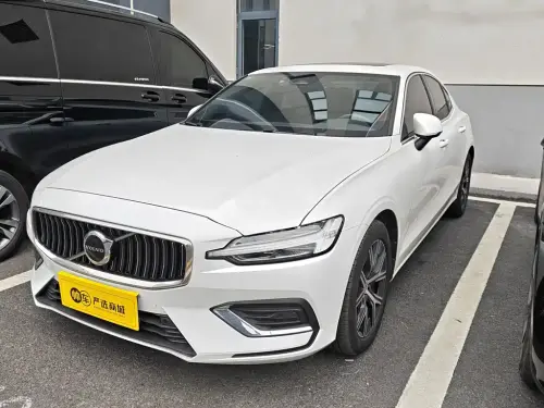 Volvo S60, 2025