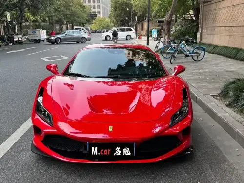 Ferrari F8, 2020