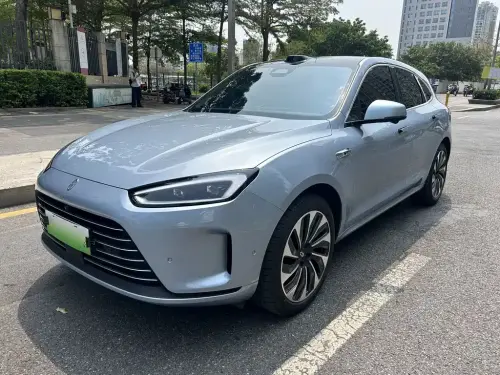 AITO M5, 2024