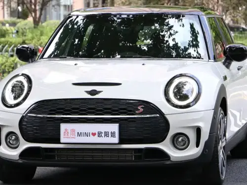 Mini MINI CLUBMAN, 2024