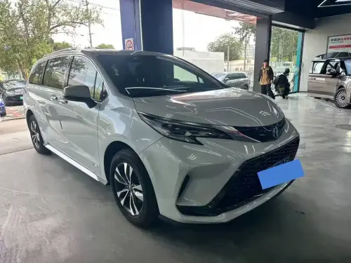 Toyota Granvia, 2025