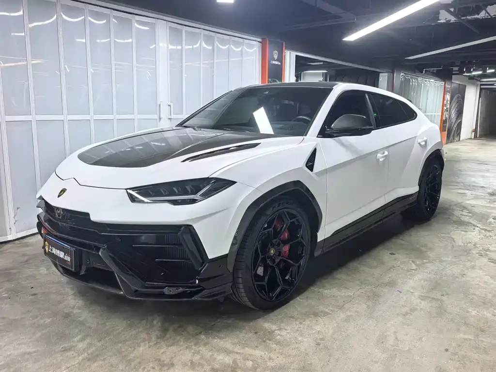 Lamborghini Urus, 2023