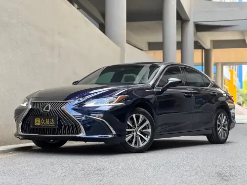 Lexus ES, 2021