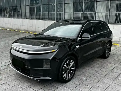 Li Auto L6, 2025