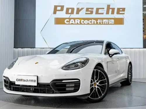 Porsche Panamera, 2022