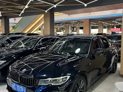 BMW 3-Series, 2021