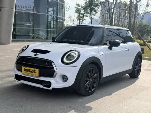 Mini MINI, 2020