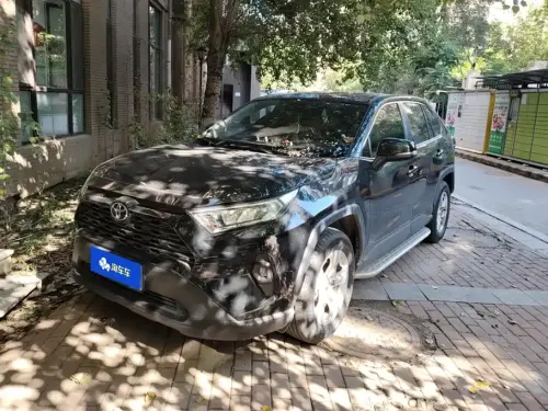 Toyota RAV4, 2024