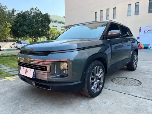 Geely ICON, 2022