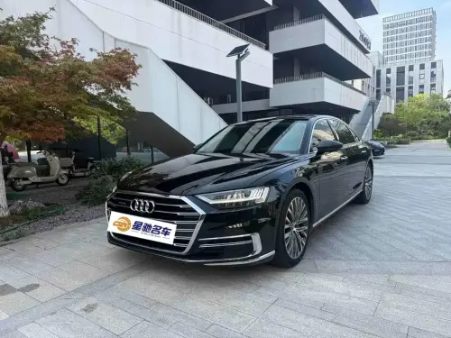 Audi A8, 2021