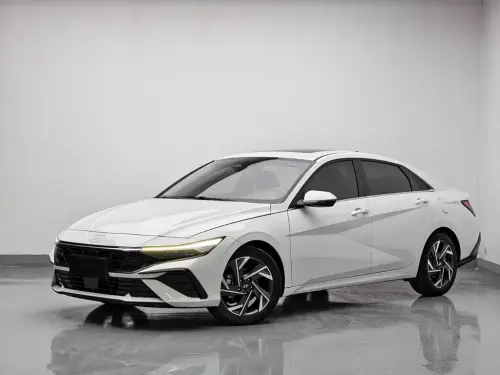Hyundai Elantra, 2023
