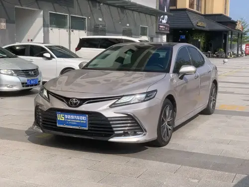 Toyota Camry, 2022