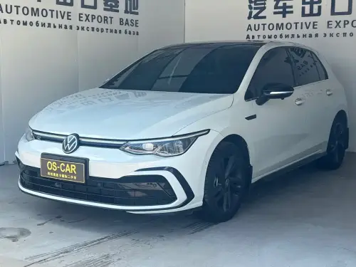 Volkswagen Golf, 2023