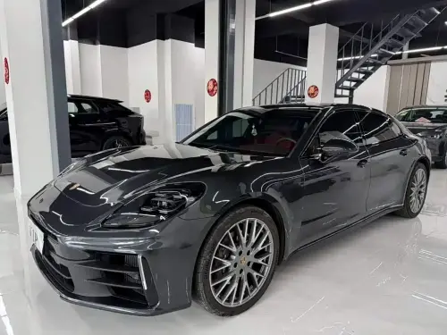 Porsche Panamera, 2024