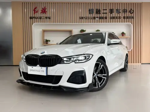 BMW 3-Series, 2022