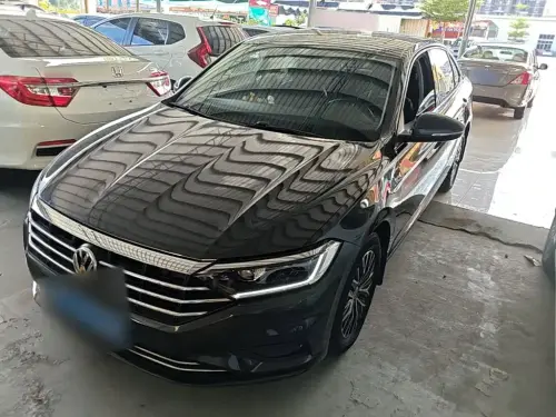 Volkswagen Sagitar, 2020