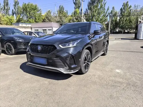 Toyota Crown Kluger, 2022