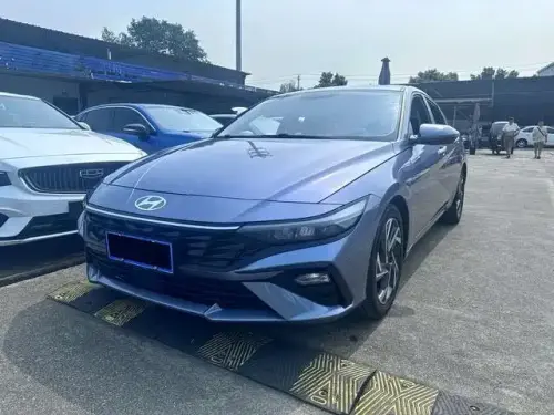 Hyundai Elantra, 2024